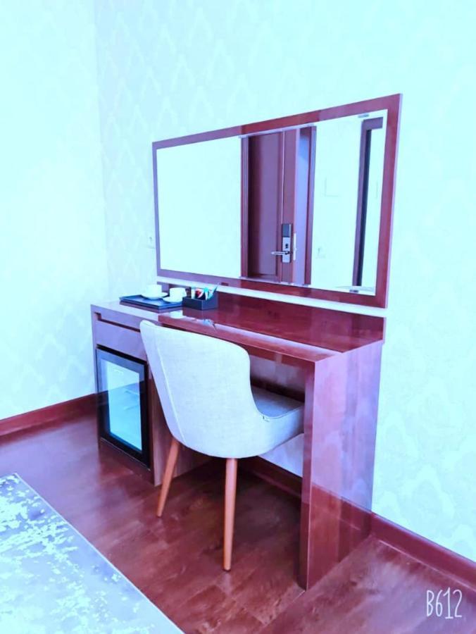 Hotel Ayni ドゥシャンベ エクステリア 写真