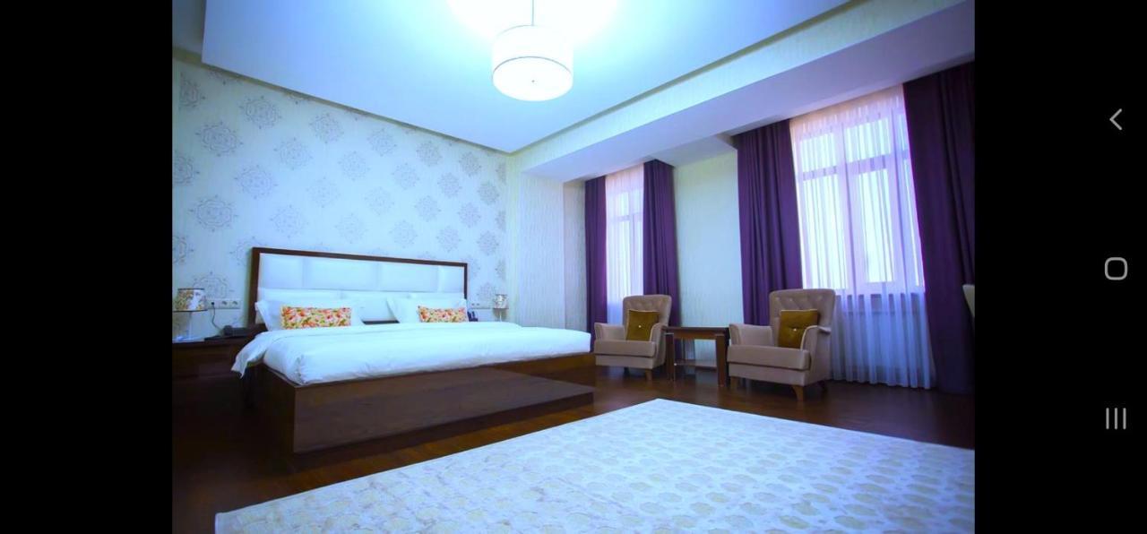 Hotel Ayni ドゥシャンベ エクステリア 写真