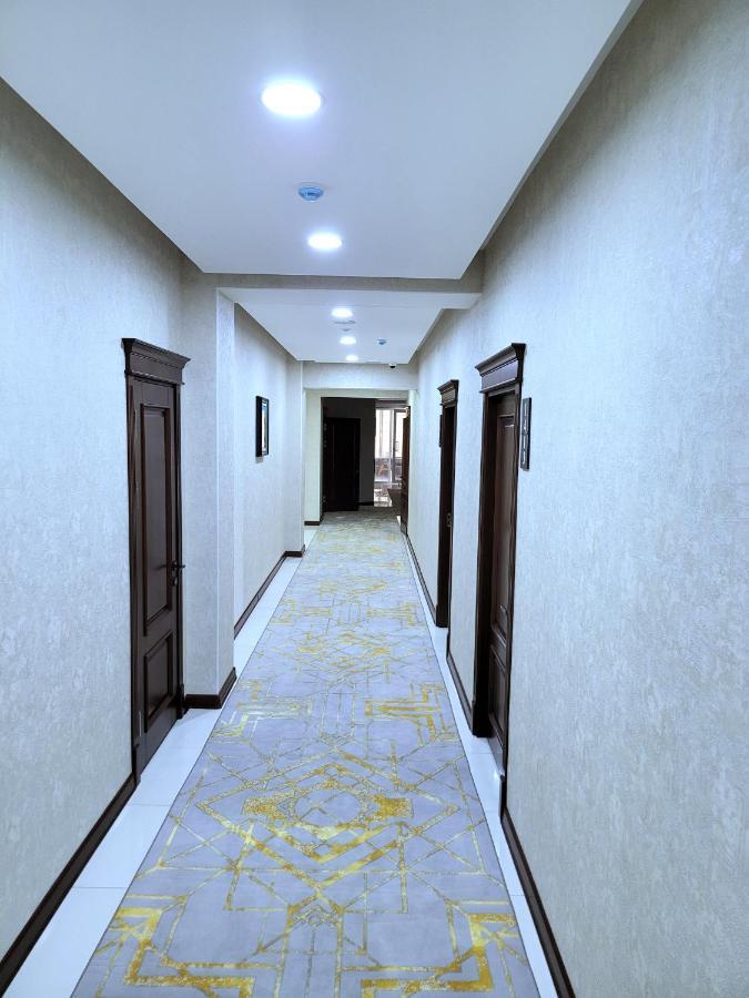 Hotel Ayni ドゥシャンベ エクステリア 写真